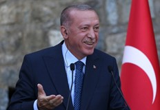 Това е станало в телефонен разговор между държавния глава на