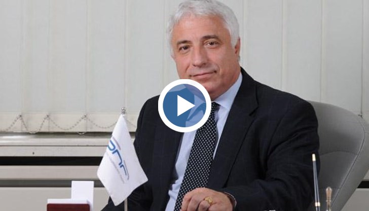 Според журналиста Русия би могла да пусне и червена бюлетина и да го обяви за международно издирване