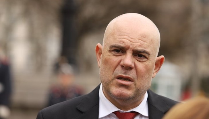 Това написа главният прокурор в Twitter по случая "Грозев"