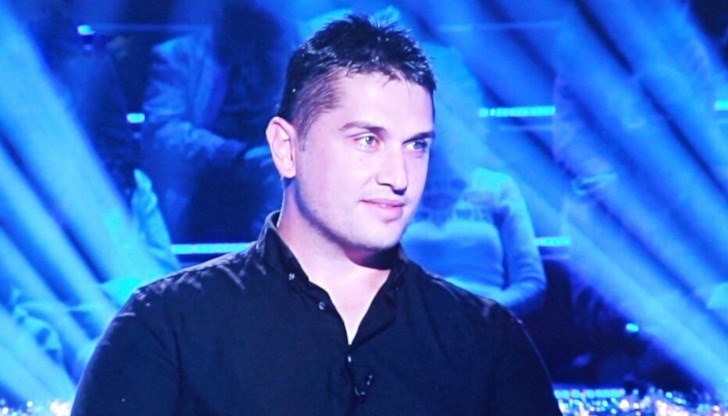 Ивайло Недев е и победител в конкурса "Мистър България" през 2011 г.