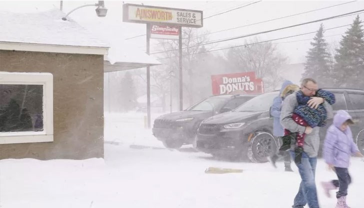 Стихията все 12 жертви и остави над 1,5 милиона души без ток Стихията все 12 жертви и остави над 1,5 милиона души без ток