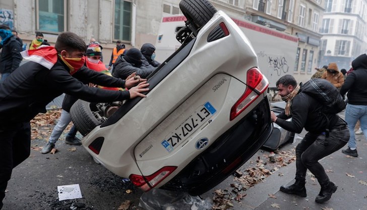 Протестът прерасна в насилие