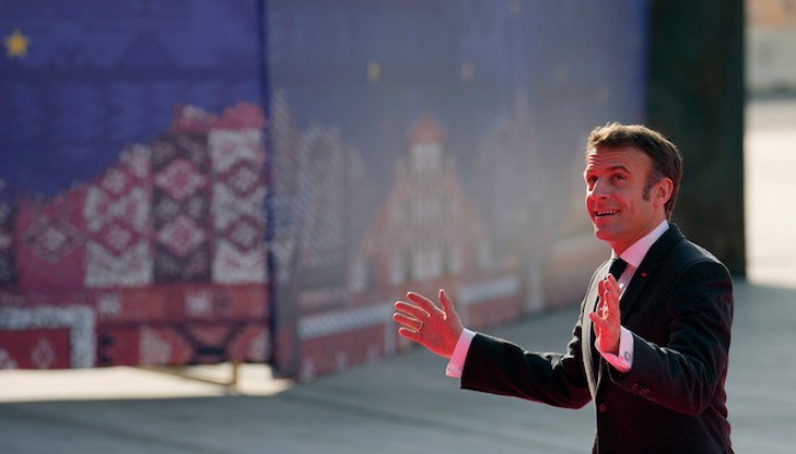 Президентът Еманюел Макрон определи новата мярка като "една малка революция в превенцията" Президентът Еманюел Макрон определи новата мярка като "една малка революция в превенцията"