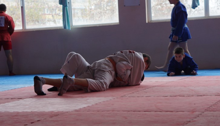 Над 50 състезатели взеха участие в надпреварата