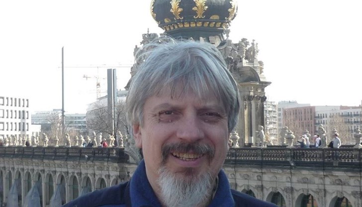 Кратка информация за пандемията за 08 декември 2022 публикува математикът Николай Витанов