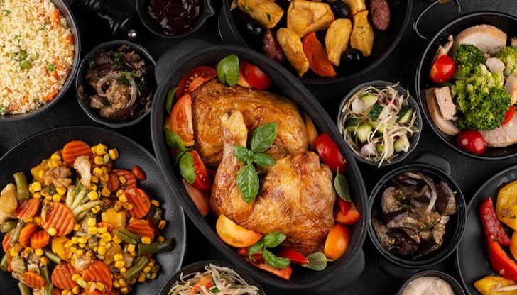 Ще трябва да изключите от диетата си полуфабрикатите, бързото хранене, пушените меса, тлъстите меса, богатите на месо супи Ще трябва да изключите от диетата си полуфабрикатите, бързото хранене, пушените меса, тлъстите меса, богатите на месо супи