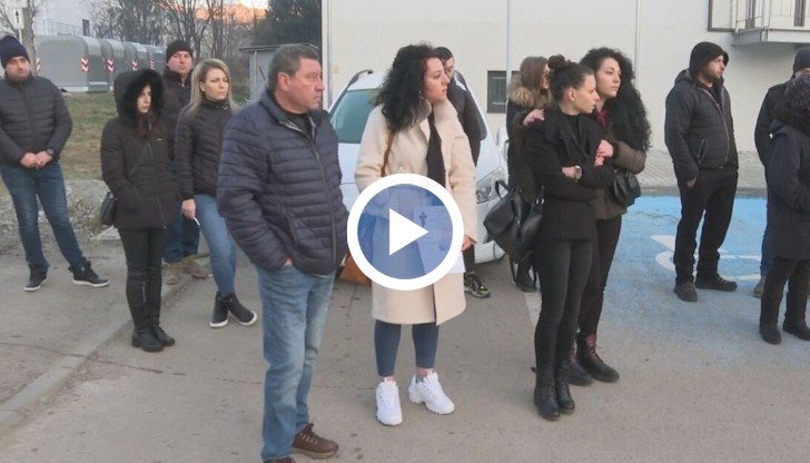 Близките му се съмняват в лекарска небрежност и чакат обяснения от медиците