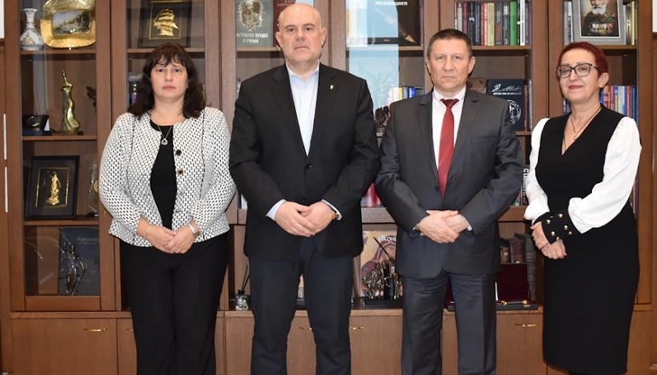 Сарафов бе избран от Прокурорската колегия на съвета след публично изслушване и явно гласуване на 9 ноември 2022 година