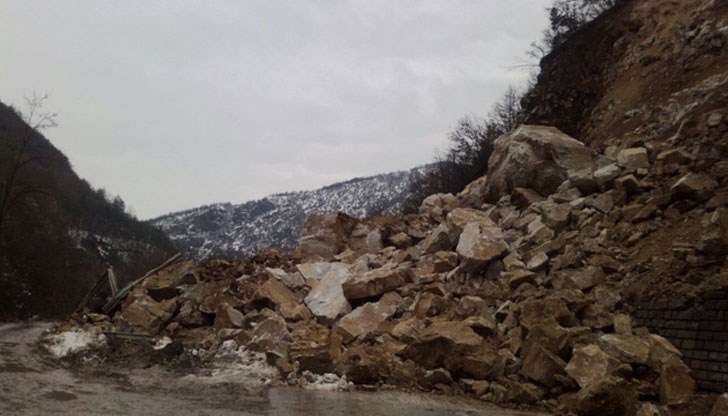 При инцидента има най-малко 12 загинали