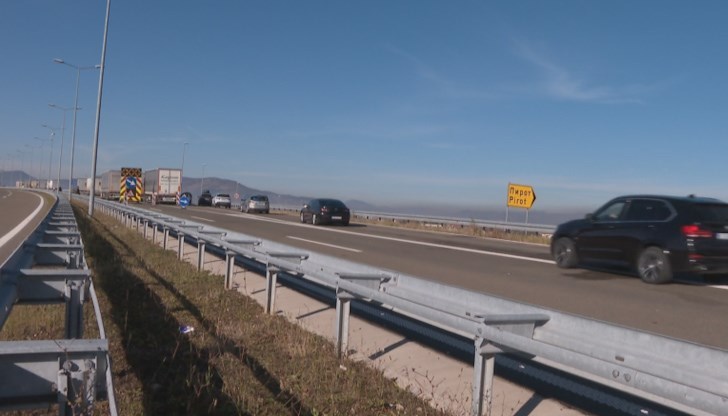 Затворен за движение остава участъкът от магистралата в посока Ниш