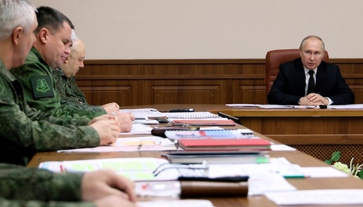 Путин говори по време на посещение в обединения щаб на родовете войски