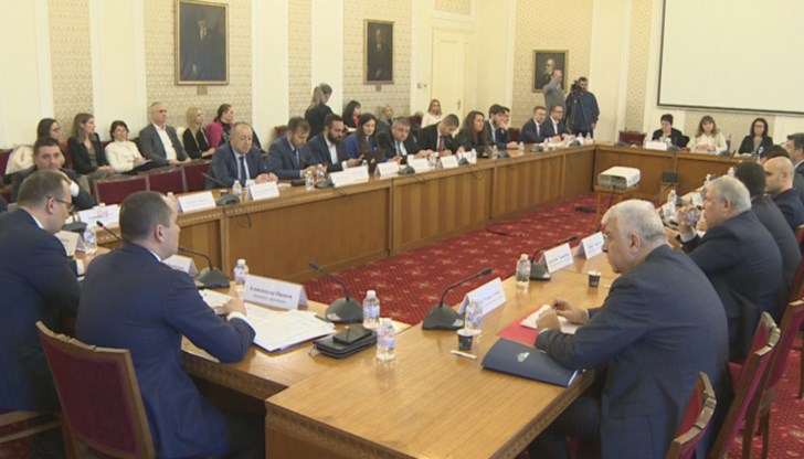 Предупреждават, че промените в Кодекса за застраховане ще доведат до поскъпване на "Гражданската отговорност" Предупреждават, че промените в Кодекса за застраховане ще доведат до поскъпване на "Гражданската отговорност"