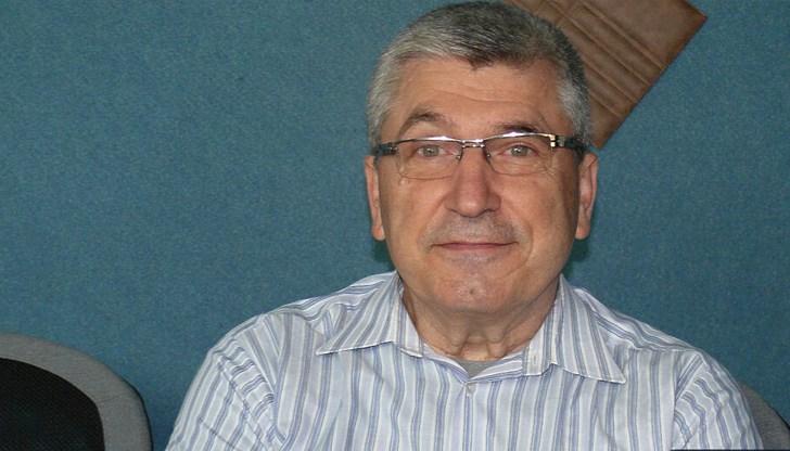 Ако не се намесим, има вариант "Лукойл" да не може да осигури непрекъсваемост на работата, каза още Василев Ако не се намесим, има вариант "Лукойл" да не може да осигури непрекъсваемост на работата, каза още Василев