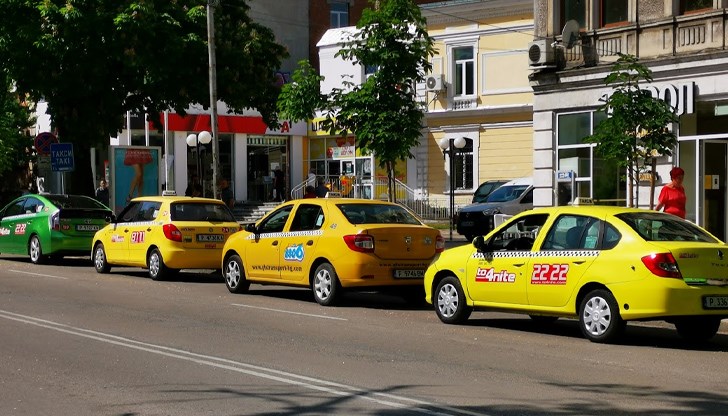 Минималната цена на таксиметровите услуги в Русе е по-висока в сравнение с много градове в България