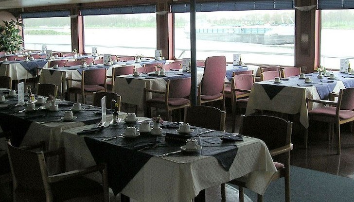 Офертите за 8 декември са между 45 и 75 лв., заяви Красимир Иванчев