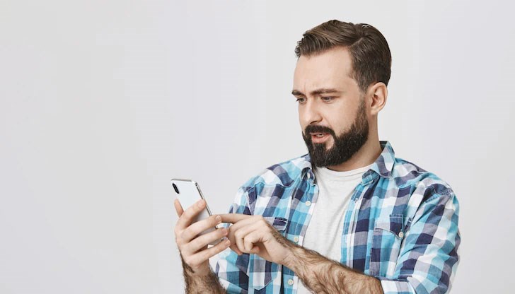 Мобилните оператори вероятно ще вдигнат цените едностранно от догодина, прогнозират от Асоциацията за защита на потребителите Мобилните оператори вероятно ще вдигнат цените едностранно от догодина, прогнозират от Асоциацията за защита на потребителите