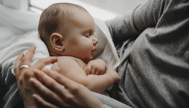 Според съобщение на нидерландска болница, жената не е знаела, че е бременна