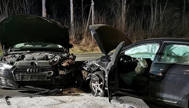 Един човек е загинал при челния удар