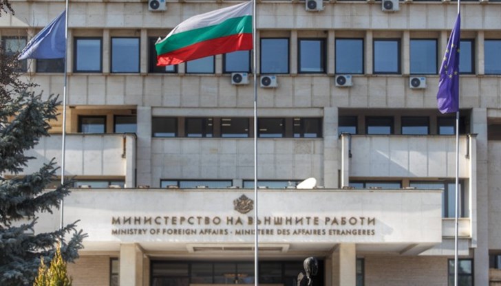 В ранните сутрешните часове на 19 декември е започнало планираното събаряне на жилищната града