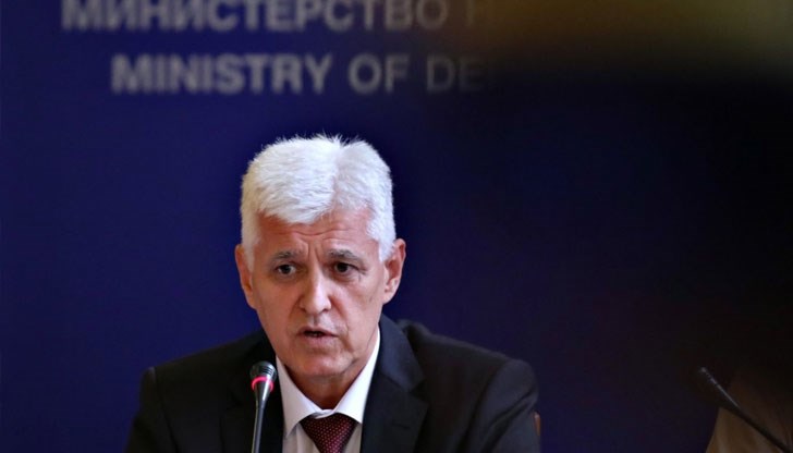 Военният министър Димитър Стоянов е започнал разговори за заместваща техника от съюзниците