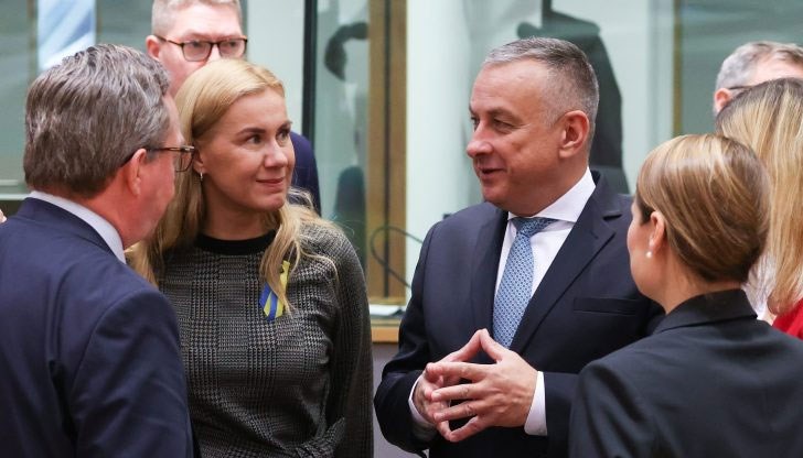 Споразумението слага край на месеци спорове как да се подходи към поскъпването на енергията в ЕС Споразумението слага край на месеци спорове как да се подходи към поскъпването на енергията в ЕС