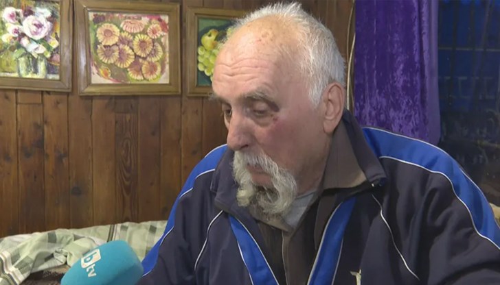 Нападателят взел пари и документи на възрастния мъж и отровил кучето му