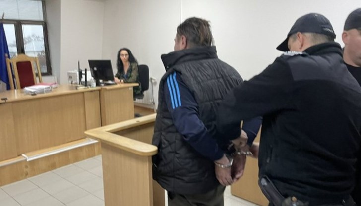 Пострадалата беше приета в болница в изключително тежко състояние, в кома и с множество тежки травми Пострадалата беше приета в болница в изключително тежко състояние, в кома и с множество тежки травми