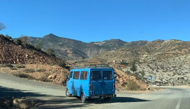 Мароко иска да направи легално отглеждането на марихуана, за да печели страната, а не наркобароните