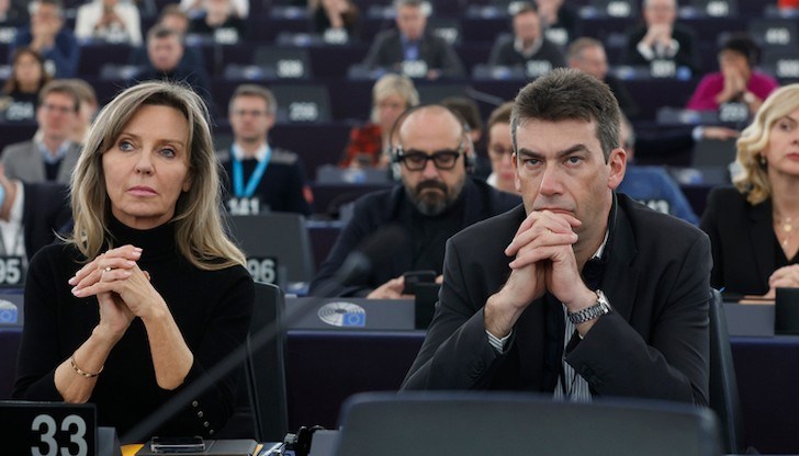 Европарламентът призна Гладомора за геноцид над украинския народ и посочи като отговорна Руската федерация, като основния наследник на Съветския съюз