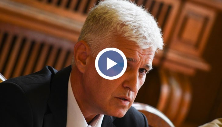 Димитър Стоянов все пак спомена, че помощта е за сухопътните войски