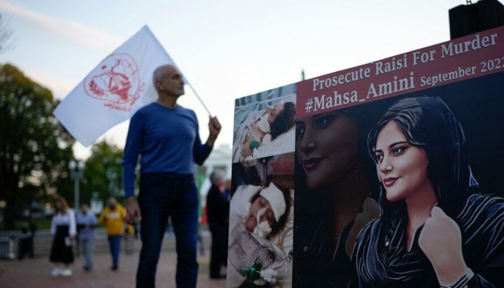 Решението идва след близо 3 месеца протести в цялата страна Решението идва след близо 3 месеца протести в цялата страна