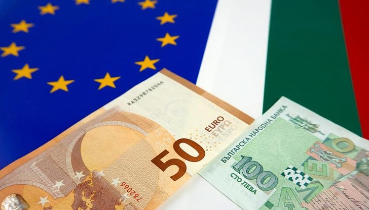 За разлика от хората, нагласите сред бизнеса към приемането на еврото са много по-позитивни