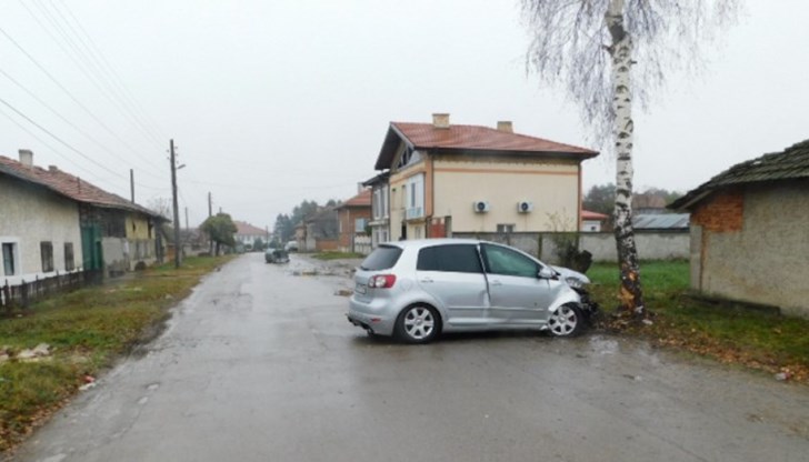 Шофьорът е с фрактура на дясна бедрена кост