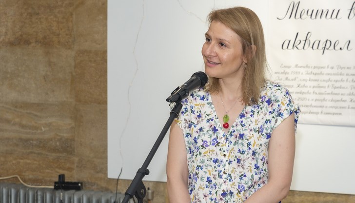 "Обич в акварел" представя творческия поглед на любител – художник, събрал миговете вдъхновение от ежедневието си с четка и боя "Обич в акварел" представя творческия поглед на любител – художник, събрал миговете вдъхновение от ежедневието си с четка и боя