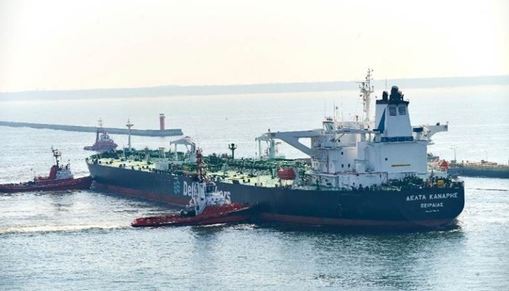 След задействането на новите западни санкции само четири държави в света приемат танкери с "Уралс"