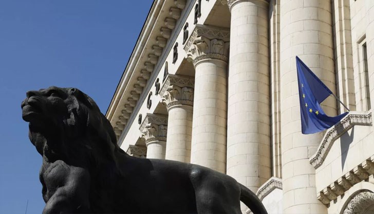 Делото е заведено от Прокуратурата на въоръжените сили през 1991 г.