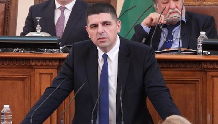 Поемането на контрола ще става чрез назначаване на особен представител от държавата Поемането на контрола ще става чрез назначаване на особен представител от държавата