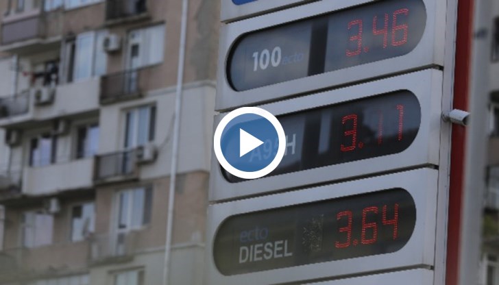 Хора с доход под 1000 лева ще получават компенсации за обществения транспорт, обяви служебният министър на икономиката