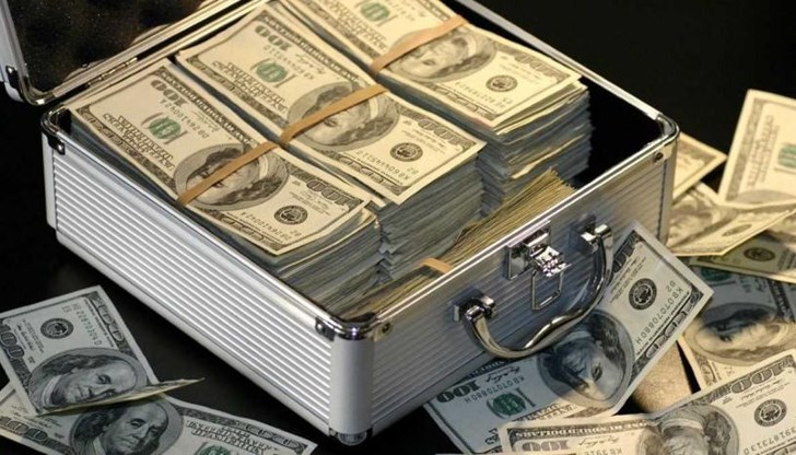 Това са братята Георги и Кирил Домусчиеви с по 1,9 милиарда долара всеки