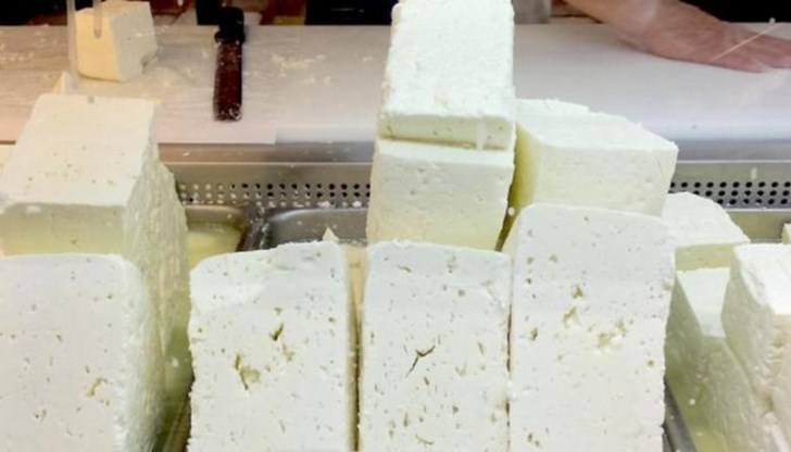 "Свежо сирене без сол" - 87% вода на цена от 8,50 лева за килограм