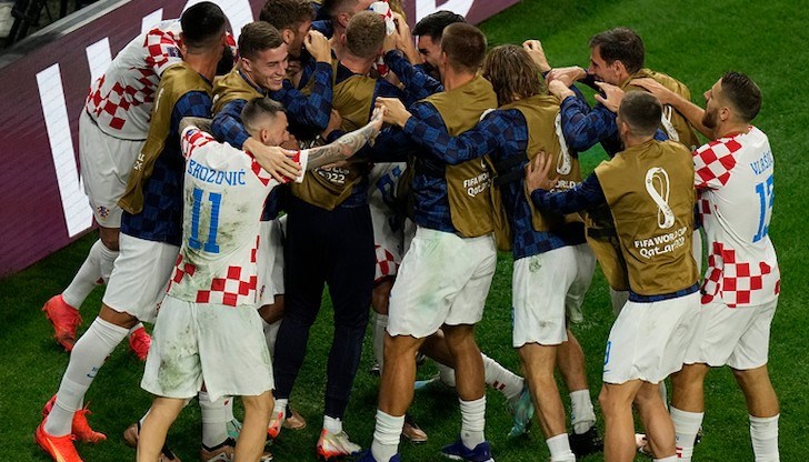 Редовното време и продълженията на срещата, играна на стадион "Едюкейшън Сити", завършиха при резултат 1:1 Редовното време и продълженията на срещата, играна на стадион "Едюкейшън Сити", завършиха при резултат 1:1