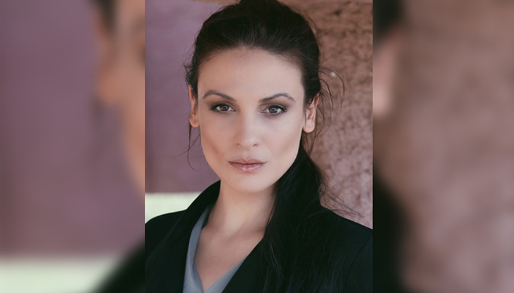 След като обяви, че е пребита от колега, сега актрисата