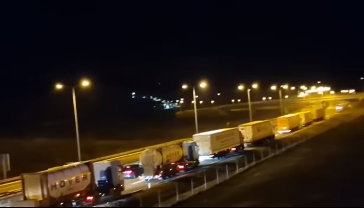 По непотвърдена информация, композицията е на русенската фирма Булмаркет“Влакова композиция,