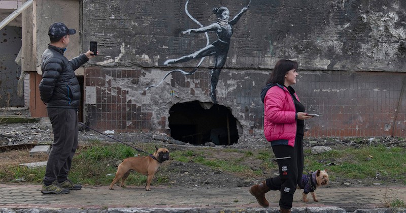 Полицията в киевското предградие Хостомел е арестувала група от осем