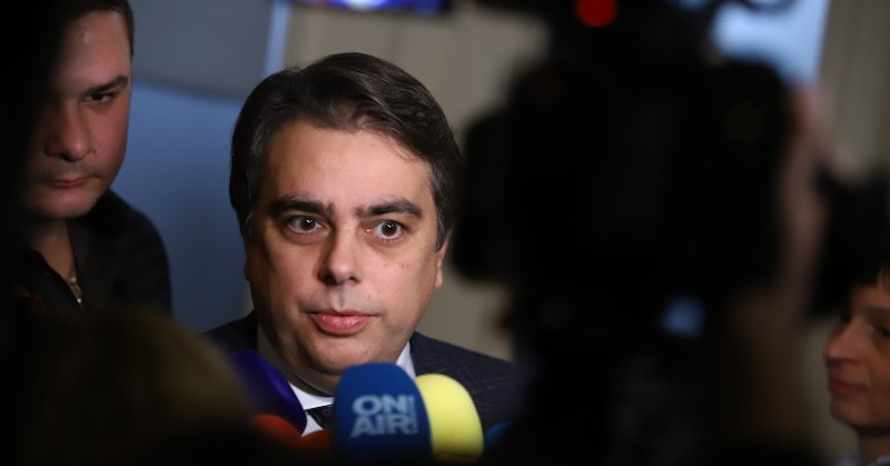 Съпредседателят на Продължаваме промяната поиска време, за да може да