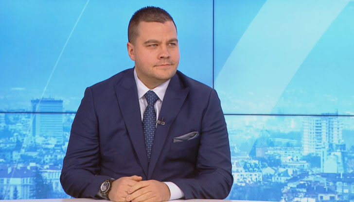 Прави му чест на президента, че също признава грешките си,