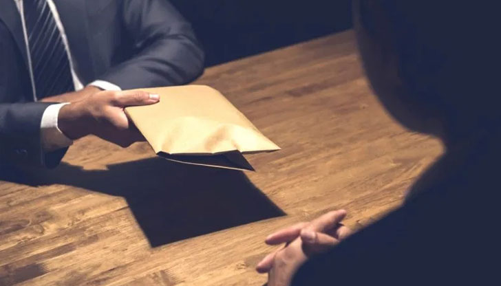 9 декември в историятаОт 2004 г. на днешната дата -