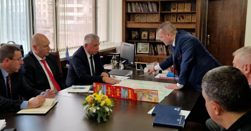 Продължава спирането на камиони в различни области на странатаЗа решаване