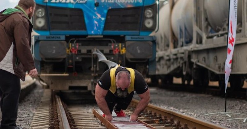 Идеята ми е през май да опитам с три локомотива