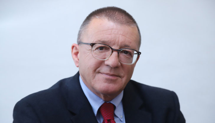 След като външно министерство си изяде сармите и пуйката, да